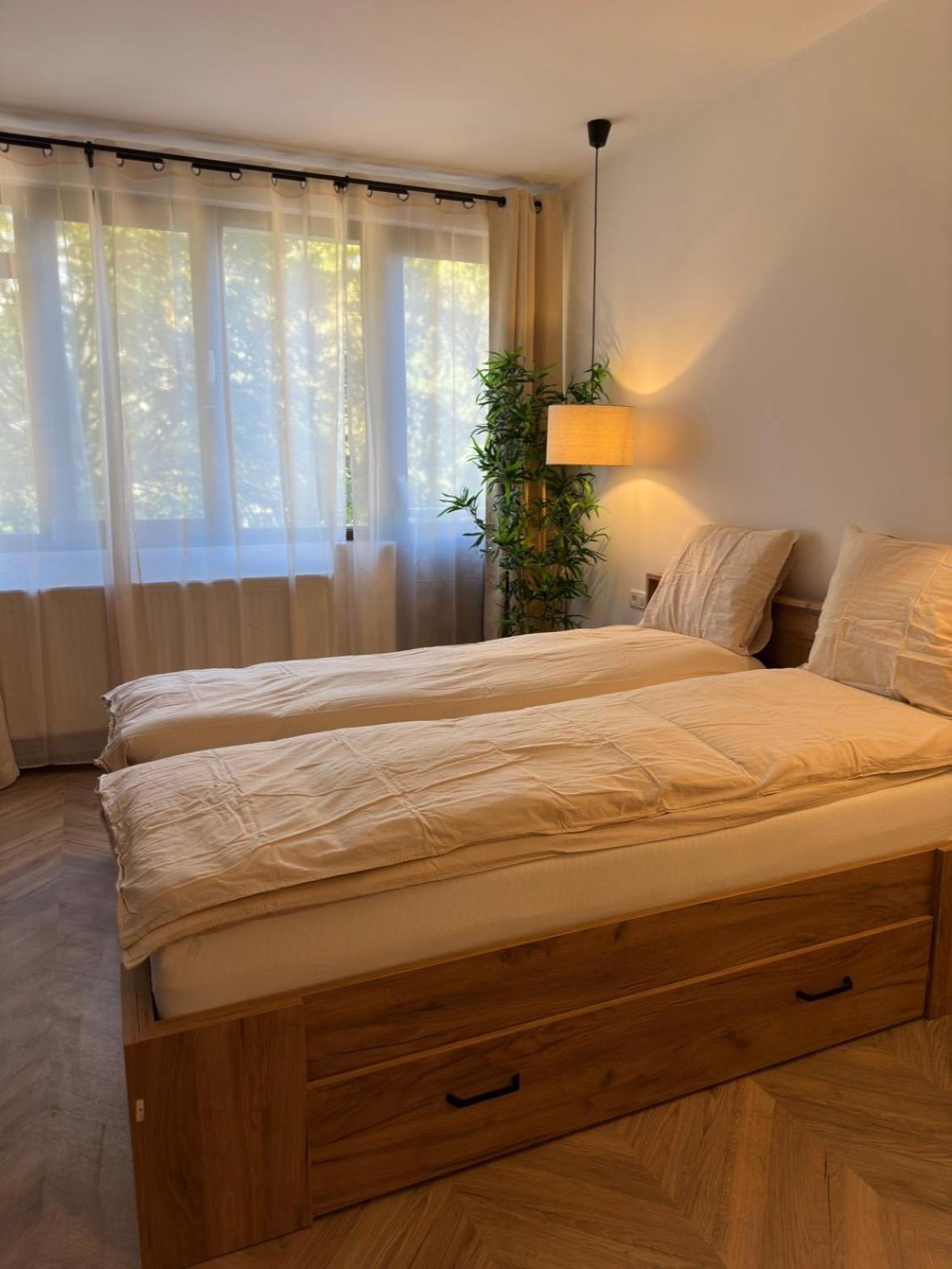 One Room Apartment- Self Check-In 24H Resita Ngoại thất bức ảnh