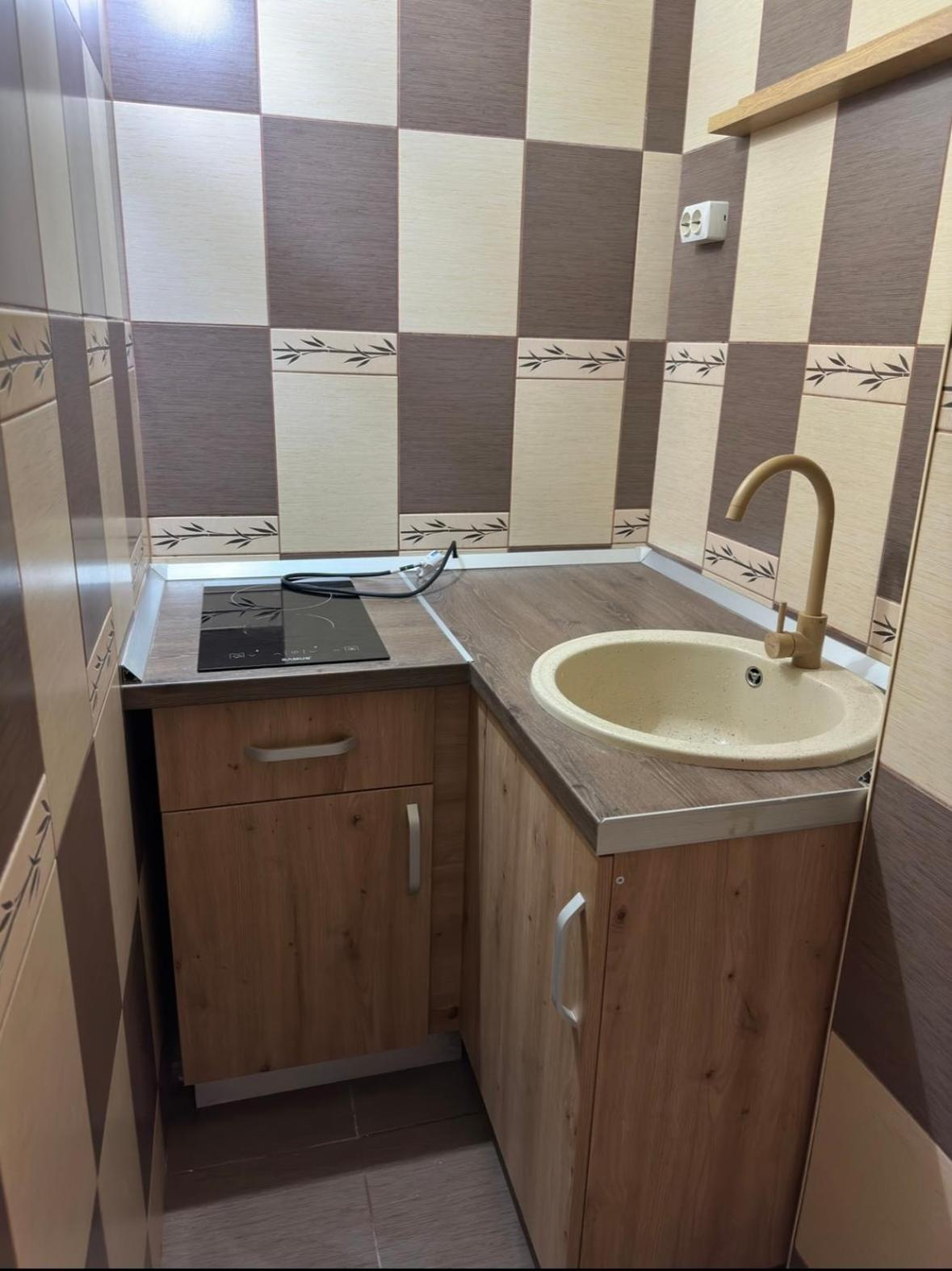One Room Apartment- Self Check-In 24H Resita Ngoại thất bức ảnh